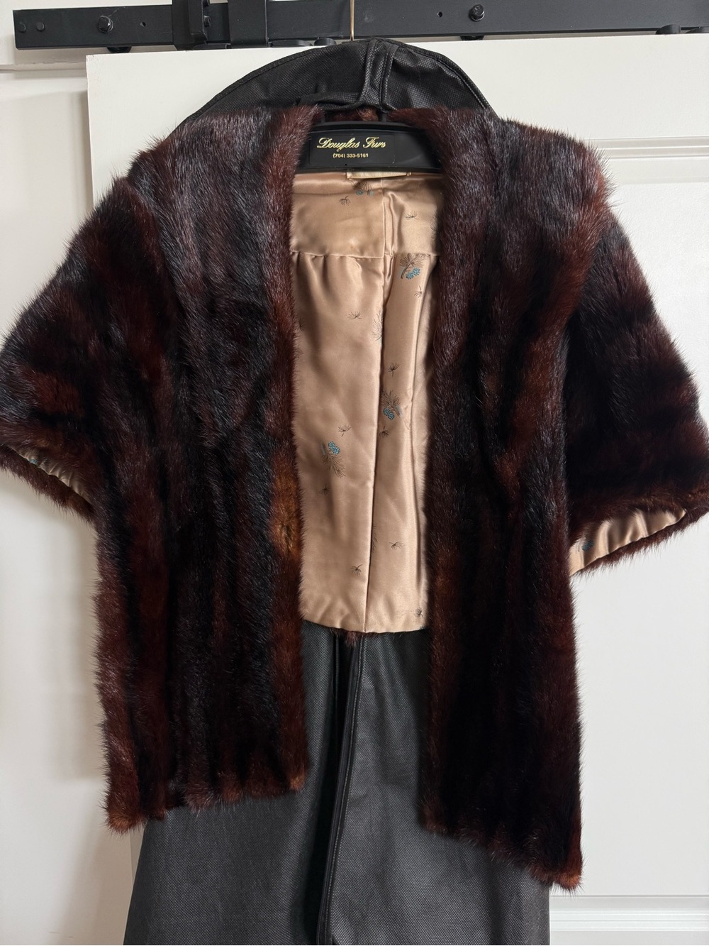 Vintage Dark Brown Faux Fur Short-Sleeve Shrug - Women's Evening Layer